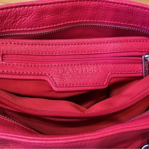 Danier, hot Pink Leather Handbag, chain strap, excellent condition - Picture 12 of 16
